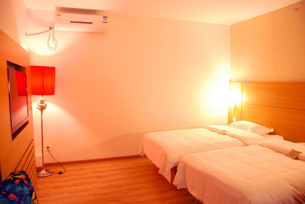 Ibis Changchun Jianshe Street Dış mekan fotoğraf